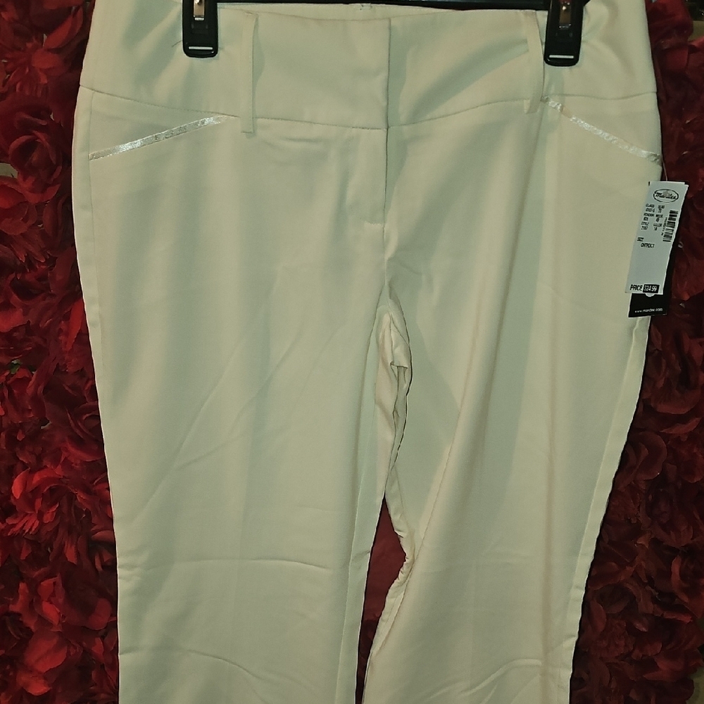 Mandee Junior's Cream Wide Leg Dress Pants With Satin Detail Size 11